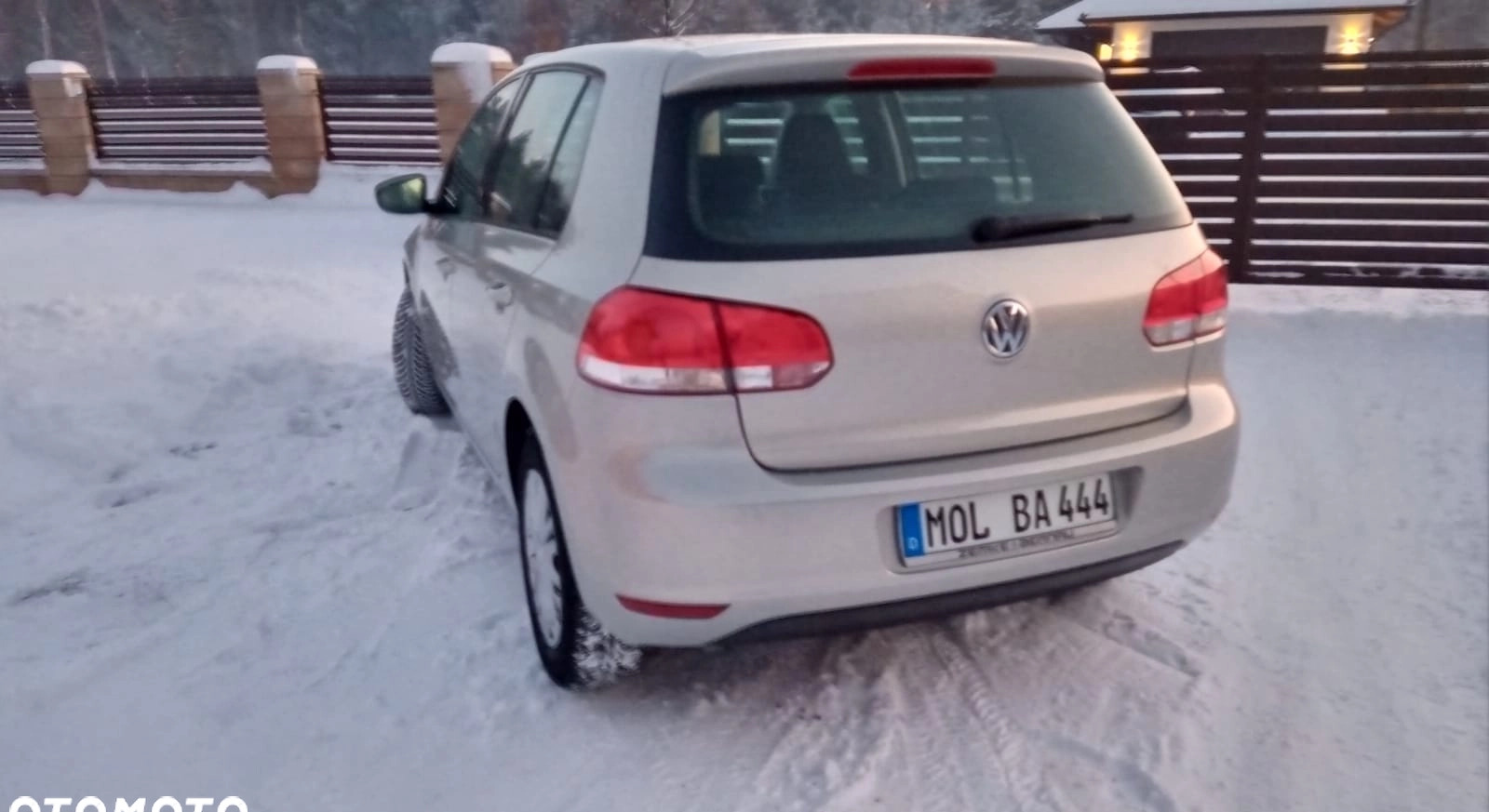 Volkswagen Golf cena 25300 przebieg: 196000, rok produkcji 2010 z Kielce małe 172